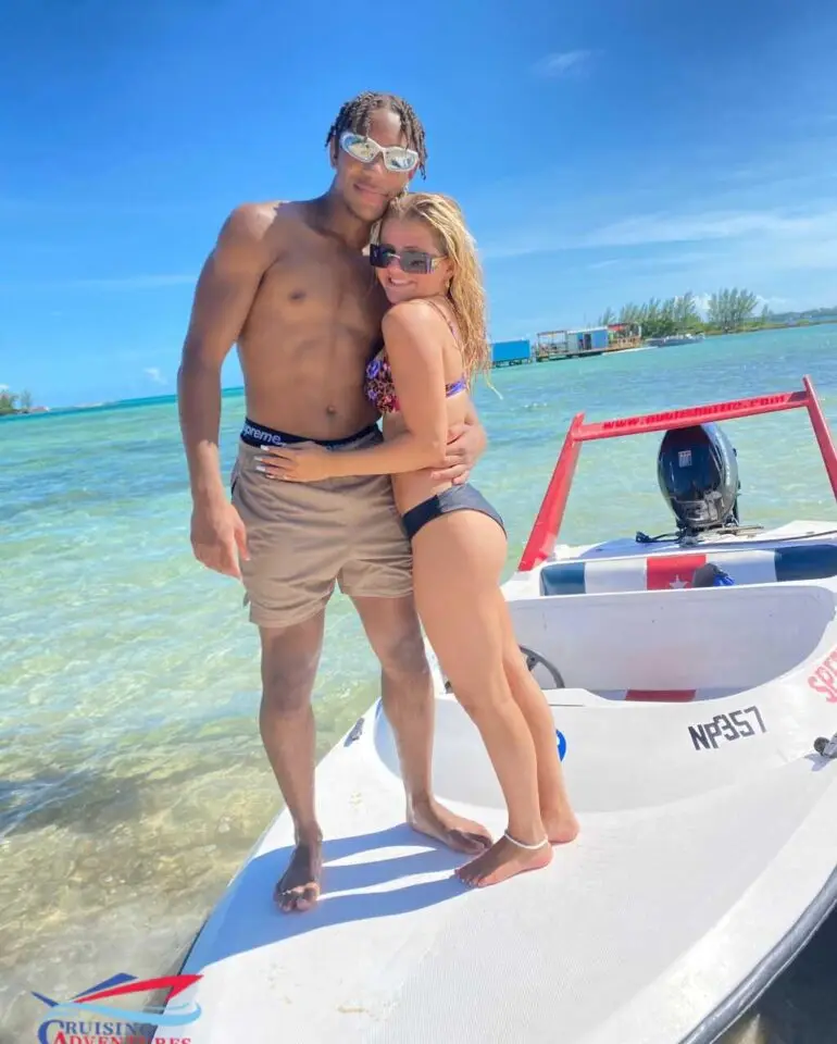 Express speedboat island adventure Nassau Bahamas