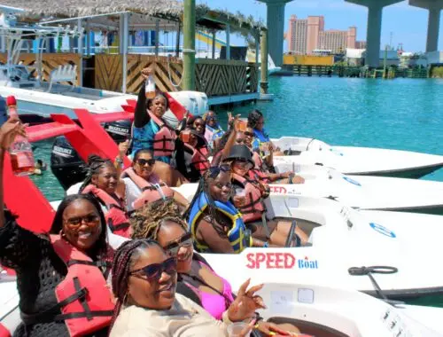 Speedboat riding Nassau Bahamas 6